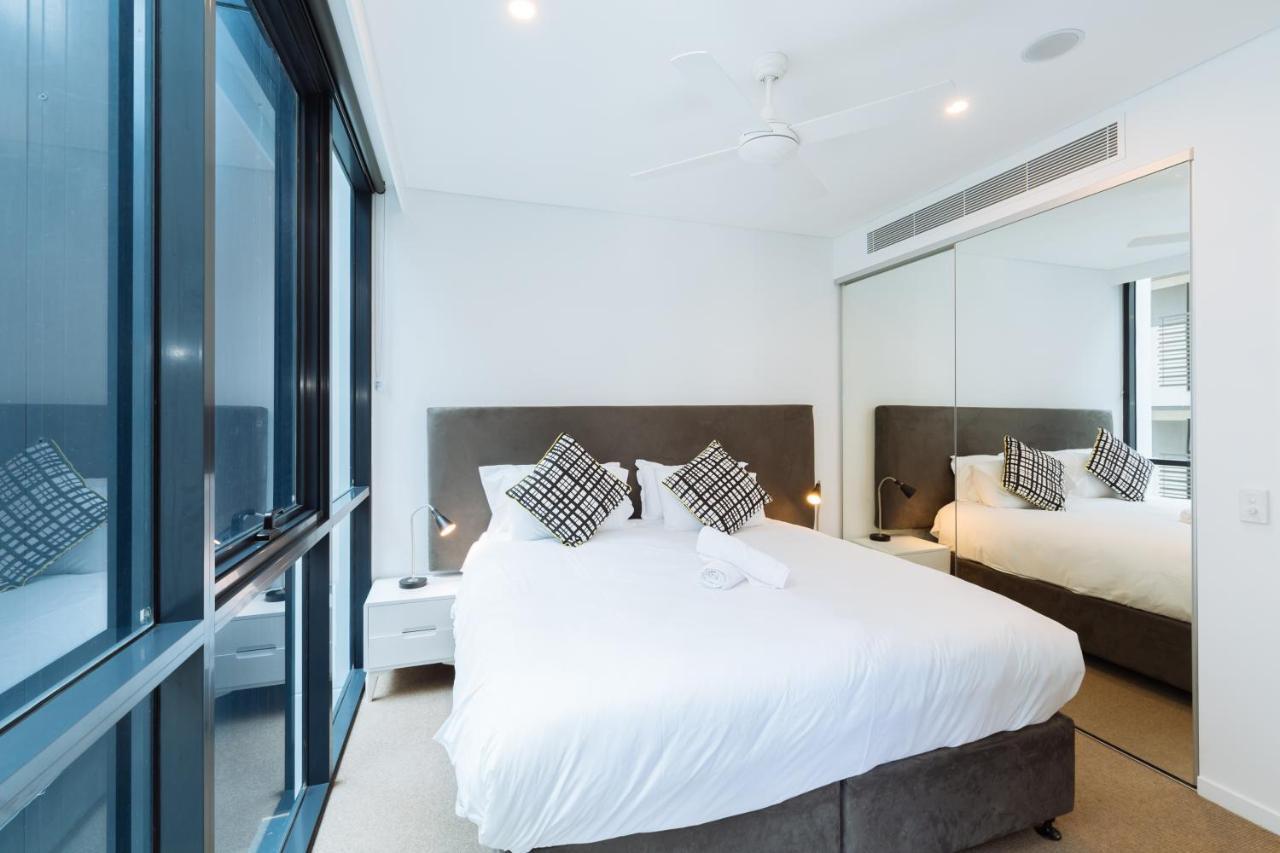 South Bank Beautiful River View Tower Apartment Brisbane