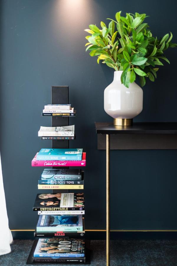 Hotel Eatons Hill 4*