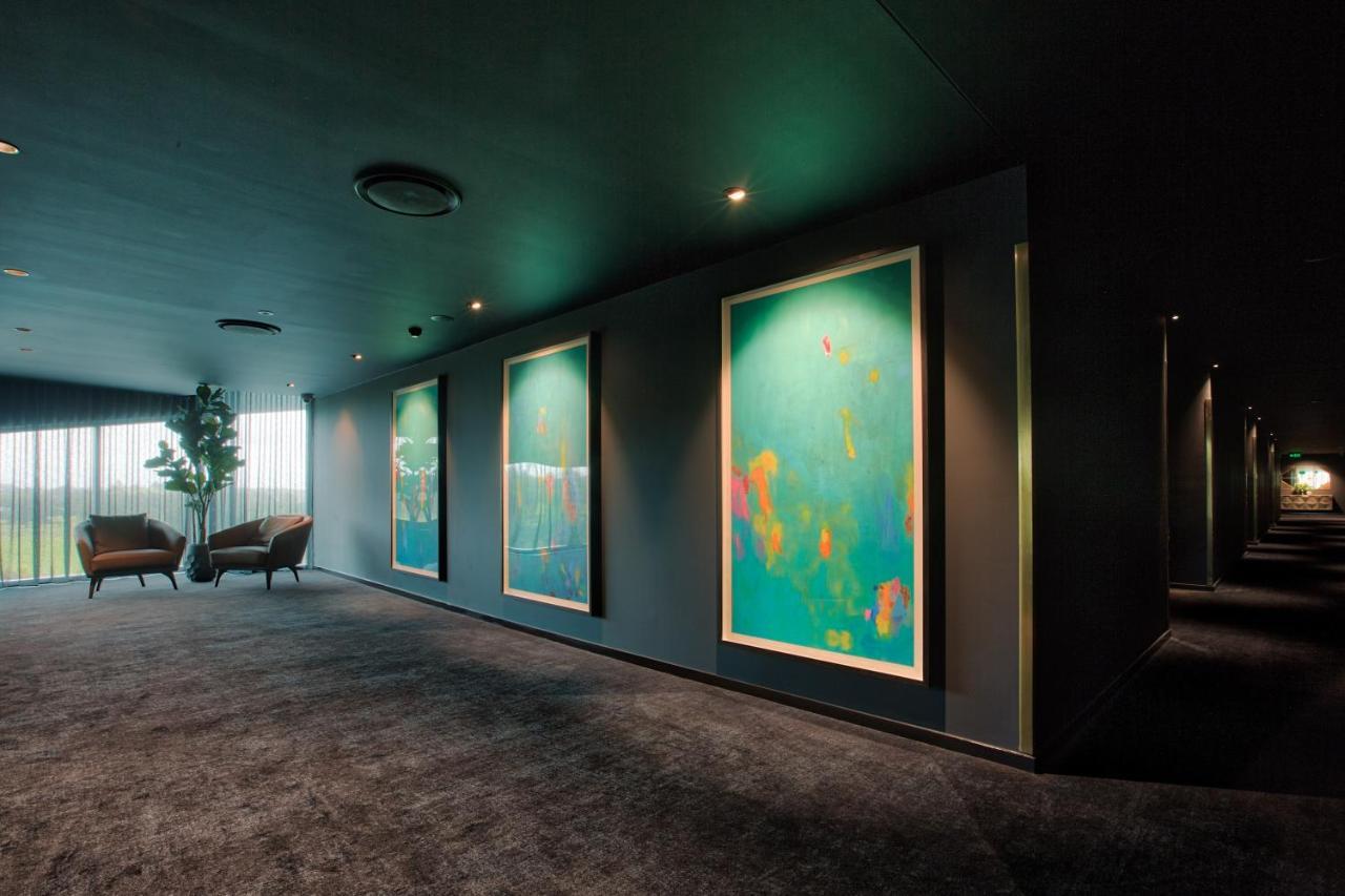 Eatons Hill 4* Brisbane