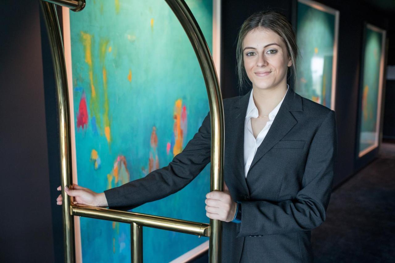 Eatons Hill 4* Brisbane