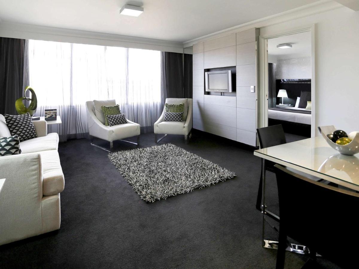 Pullman King George Square 5* Brisbane