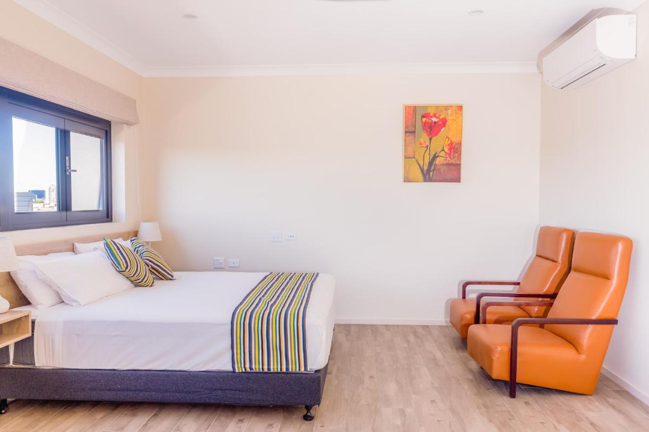 Aparthotel The Windsor, & Brisbane